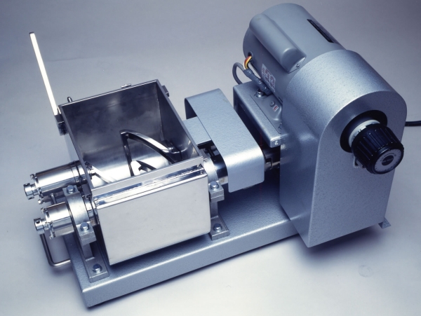 卓上型ニーダーPN-5